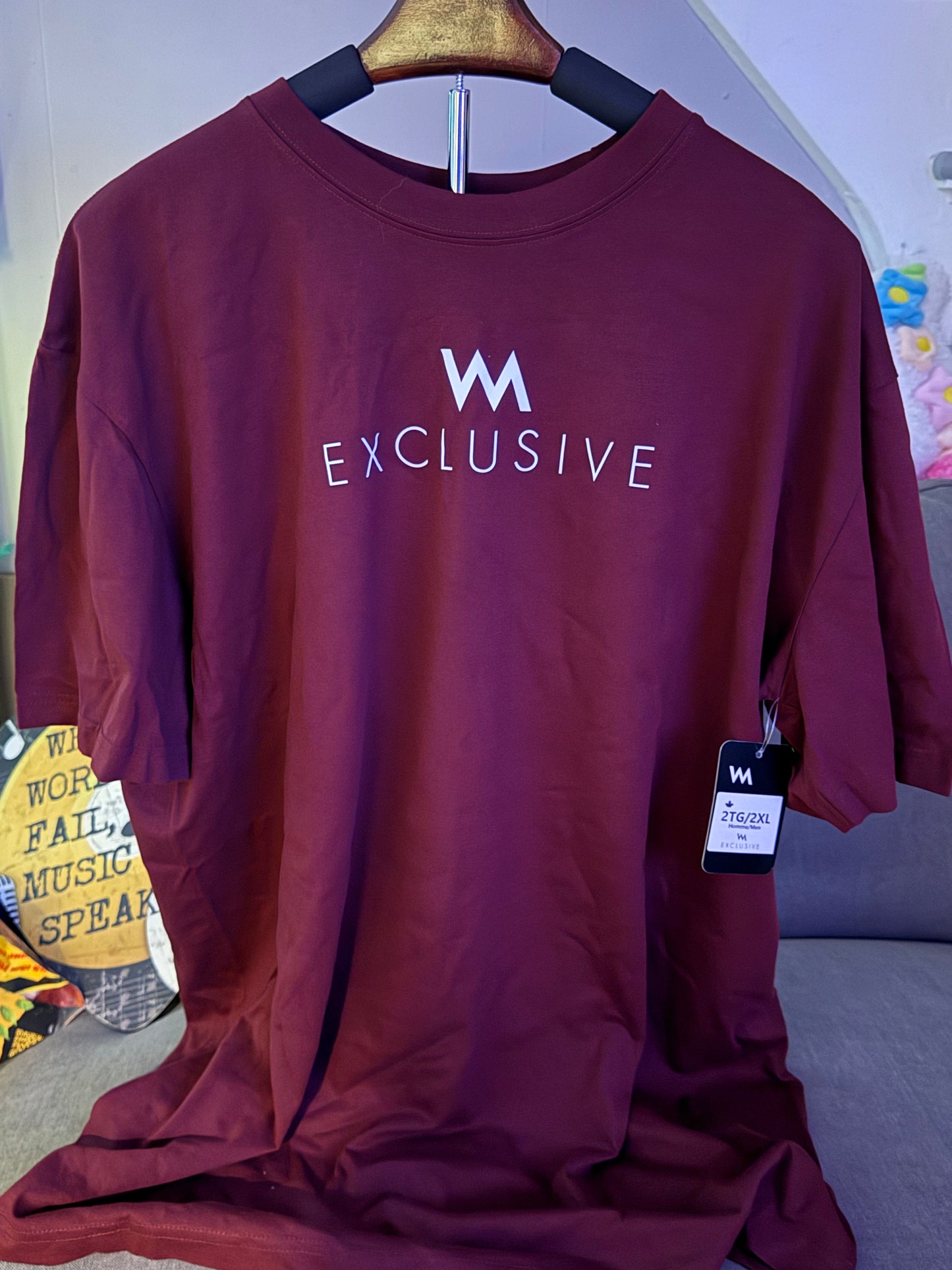 WM EXCLUSIVE T-SHIRT - BURGUNDY