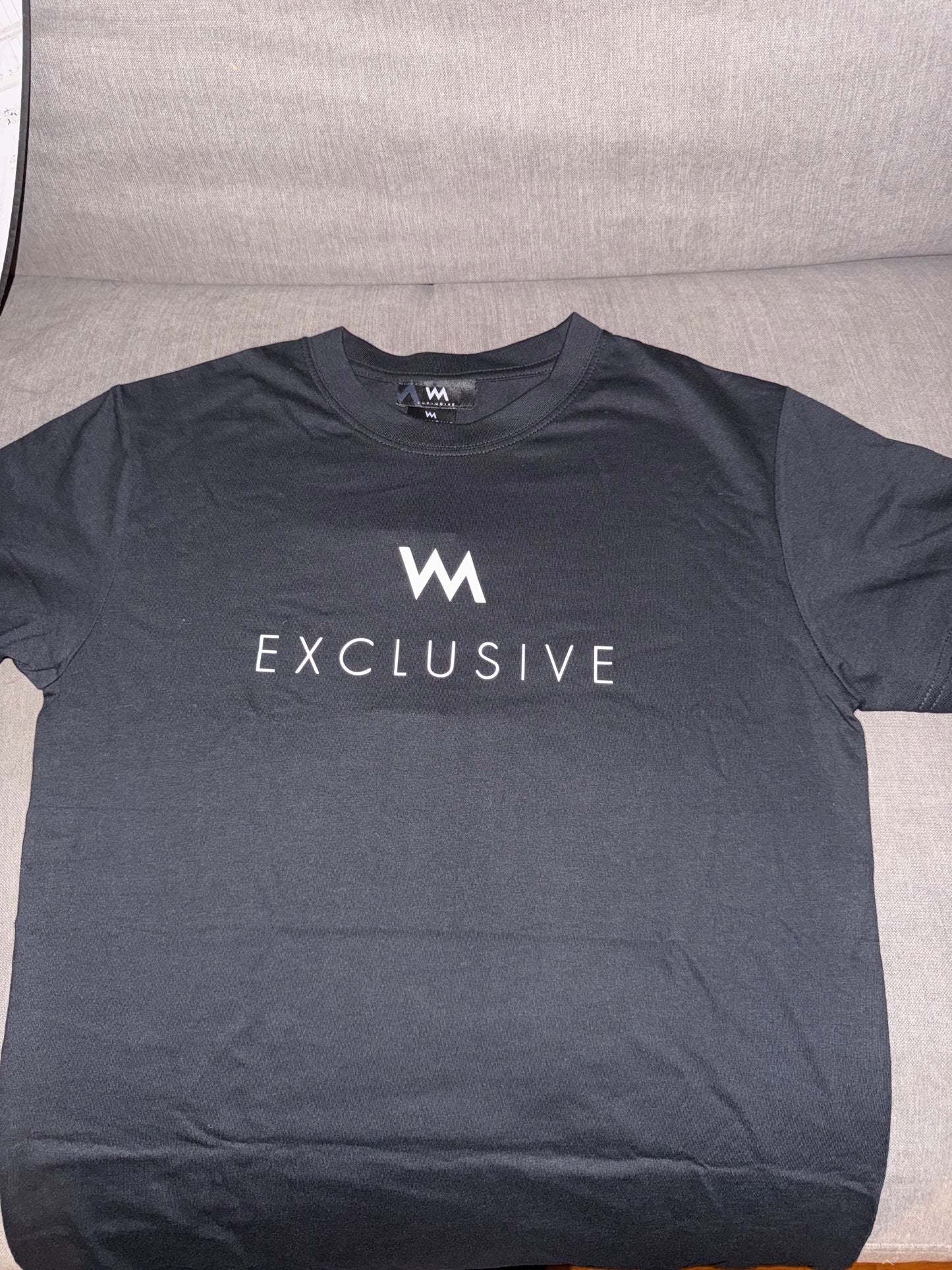 WM EXCLUSIVE T-SHIRT