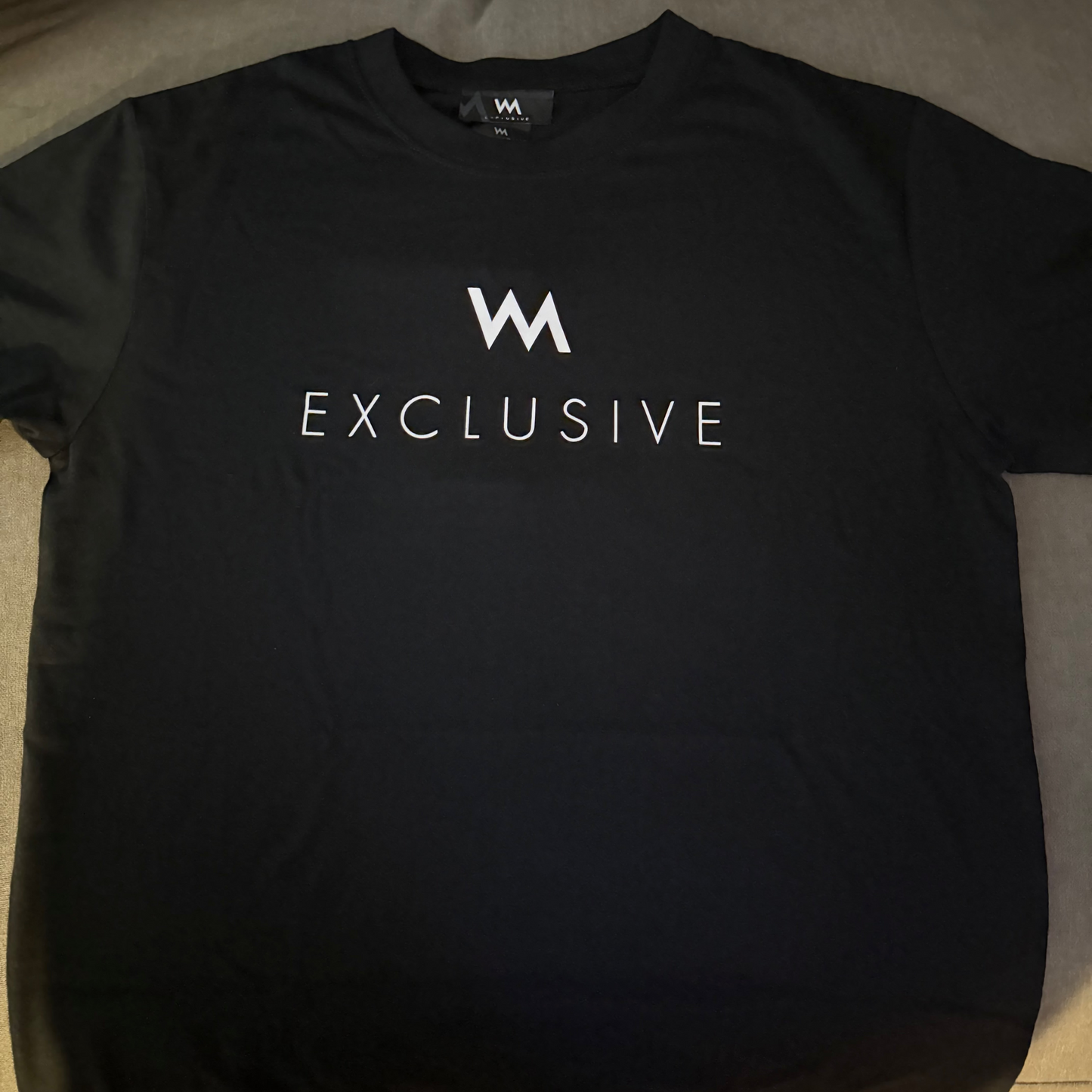 WM EXCLUSIVE T-SHIRT